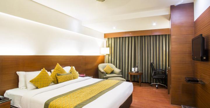 โฮเต็ล รอยัล คลิฟฟ์ Hotel กานปูร์ ภายนอก รูปภาพ